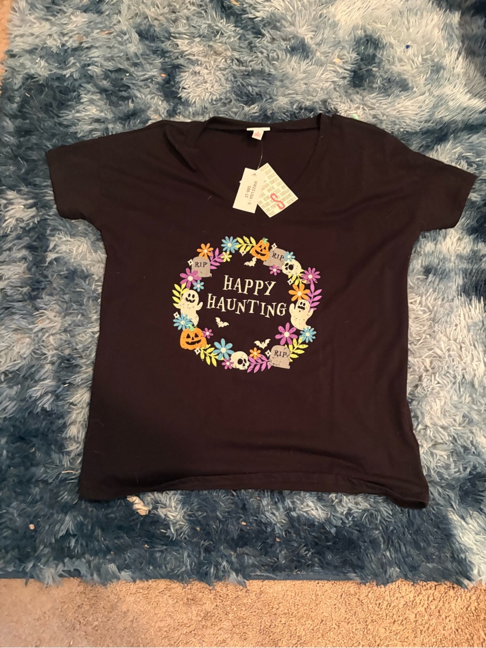 LuLaRoe Black 'Happy Haunting' Halloween Wreath Tee